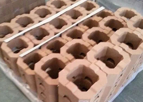 Ore furnace magnesia brick